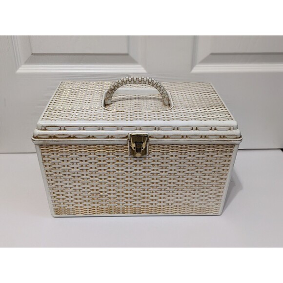 Vintage Sewing Box Wilson Wil-Hold Basket Weave Design White & Gold NO TRAYS - Picture 2 of 9